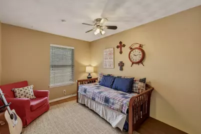 2367 Rockyglen Drive, Dallas, TX 75228 - Photo 13