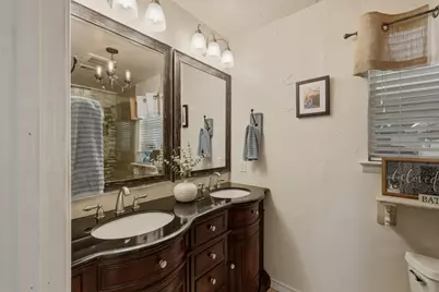 2367 Rockyglen Drive, Dallas, TX 75228 - Photo 15