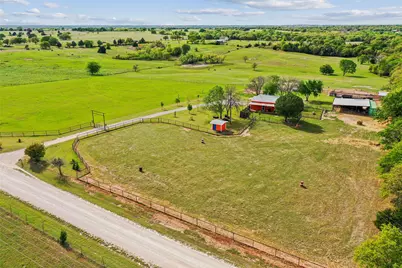 1406 N Johnson Loop, Montague, TX 76251 - Photo 3