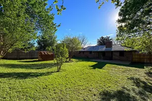 3708 Holland Dr, North Richland Hills, TX 76180 - Photo 29