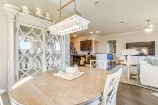 729 Franklin Dr, Joshua, TX 76058 - Photo 9