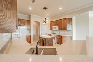 5916 Lamb Creek Dr, Fort Worth, TX 76179 - Photo 9