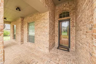 5916 Lamb Creek Dr, Fort Worth, TX 76179 - Photo 5