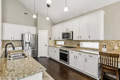 2206 Autumn Trail, Garland, TX 75040 - Photo 7