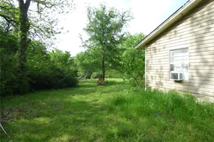 511 W Pecan St, Aubrey, TX 76227 - Photo 19