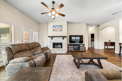 5009 Spruce Street, Krum, TX 76249 - Photo 13