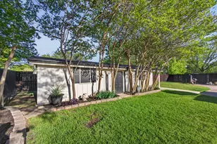 1907 Wes Hardin Cir, Bonham, TX 75418 - Photo 35