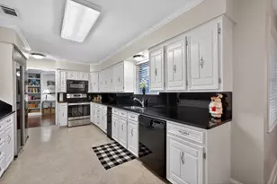 1907 Wes Hardin Cir, Bonham, TX 75418 - Photo 15