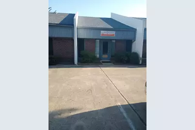 2900 W Park Row Drive, Pantego, TX 76013 - Photo 1