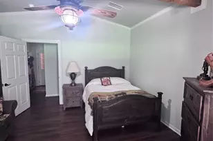 1290 Fox Ln, Burleson, TX 76028 - Photo 23