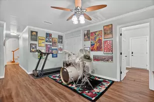 1290 Fox Ln, Burleson, TX 76028 - Photo 21