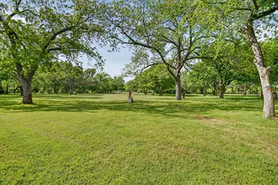 1290 Fox Lane, Burleson, TX 76028 - Photo 37