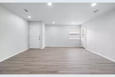 726 Skyline Drive, Duncanville, TX 75116 - Photo 9