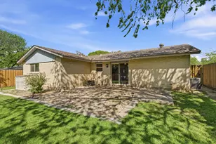 728 Lisa Ln, Cedar Hill, TX 75104 - Photo 25