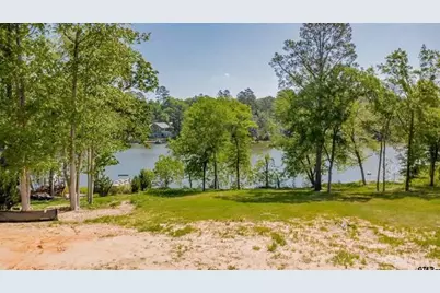 1217 Chateau Lane #B, Lindale, TX 75771 - Photo 3