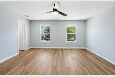 2728 Livingston Avenue, Fort Worth, TX 76110 - Photo 23