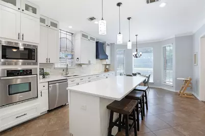 7518 Fitchburg Avenue, Garland, TX 75044 - Photo 13