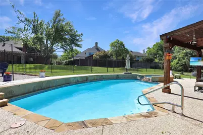 7518 Fitchburg Avenue, Garland, TX 75044 - Photo 29