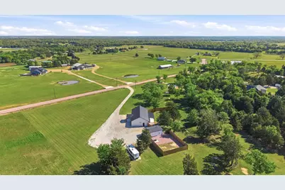 210 County Road 2184, Gainesville, TX 76240 - Photo 37