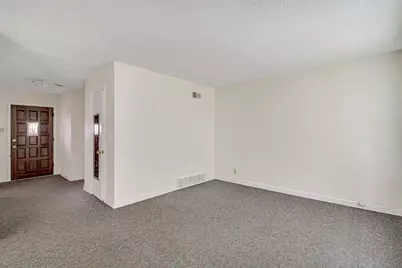 4836 Overton Avenue, Fort Worth, TX 76133 - Photo 5