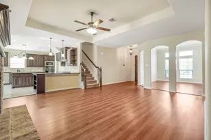 253 Cattlemans Trl, Saginaw, TX 76131 - Photo 3