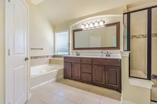 253 Cattlemans Trl, Saginaw, TX 76131 - Photo 13