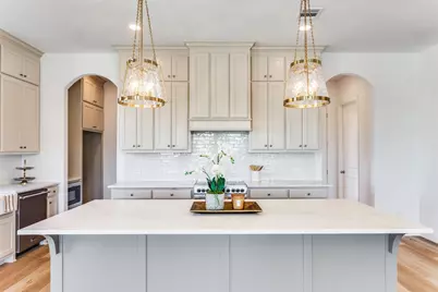 8965 Armstrong Court, Benbrook, TX 76126 - Photo 15