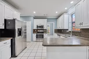 2606 Hickory Bend Dr, Garland, TX 75044 - Photo 11