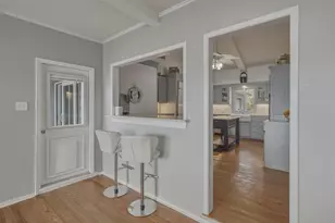 4015 Crescent Dr, Granbury, TX 76049 - Photo 5