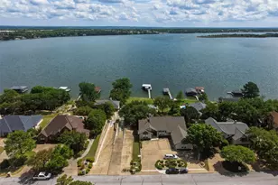 4015 Crescent Dr, Granbury, TX 76049 - Photo 31