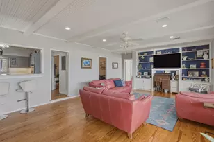 4015 Crescent Dr, Granbury, TX 76049 - Photo 9