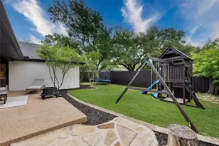 7108 Hunters Ridge Dr, Dallas, TX 75248 - Photo 37