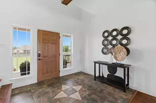 250 Newfield Ln, Springtown, TX 76082 - Photo 5