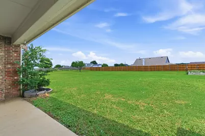 250 Newfield Lane, Springtown, TX 76082 - Photo 33