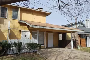 2623 Nina Cir, Grand Prairie, TX 75052 - Photo 1