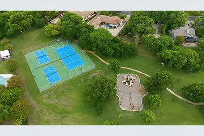 8325 Crosswind Drive, Fort Worth, TX 76179 - Photo 35