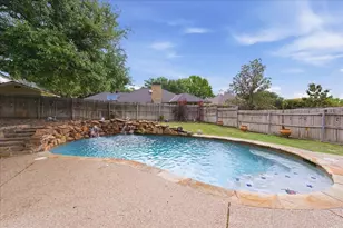 8325 Crosswind Dr, Fort Worth, TX 76179 - Photo 23