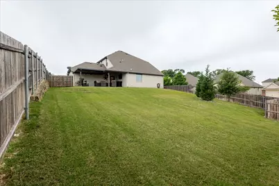 560 Inwood Street, Benbrook, TX 76126 - Photo 21