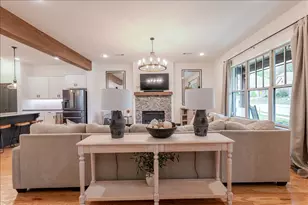 560 Inwood St, Benbrook, TX 76126 - Photo 3