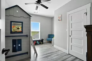 7271 Michelle Pt, Krum, TX 76249 - Photo 33
