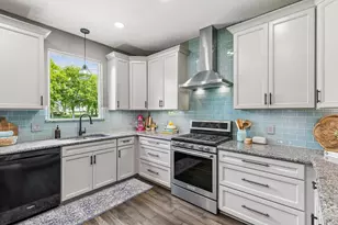 805 Lake Shadow Dr, Lavon, TX 75166 - Photo 3