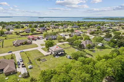 805 Lake Shadow Drive, Lavon, TX 75166 - Photo 35