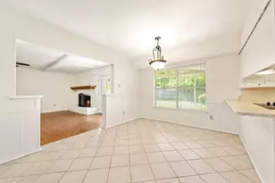 2811 Wentwood Dr, Grapevine, TX 76051 - Photo 11