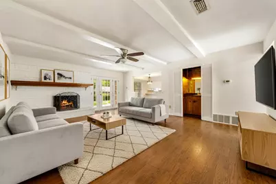 2811 Wentwood Drive, Grapevine, TX 76051 - Photo 5