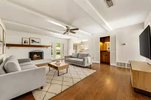 2811 Wentwood Dr, Grapevine, TX 76051 - Photo 5