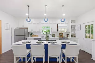 1913 W Arbor Rose Dr, Grand Prairie, TX 75050 - Photo 11