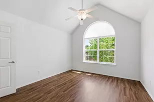 1913 W Arbor Rose Dr, Grand Prairie, TX 75050 - Photo 21