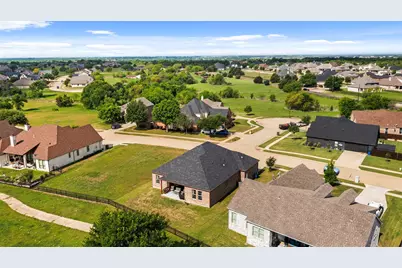 1307 Carnoustie Drive, Ennis, TX 75119 - Photo 27