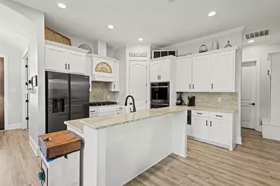 1307 Carnoustie Drive, Ennis, TX 75119 - Photo 9