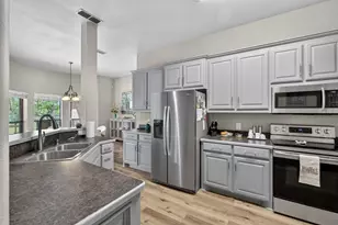 12566 Drexler Ct, Fort Worth, TX 76126 - Photo 9